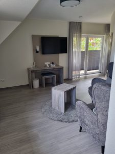 20220506_070328000_iOS